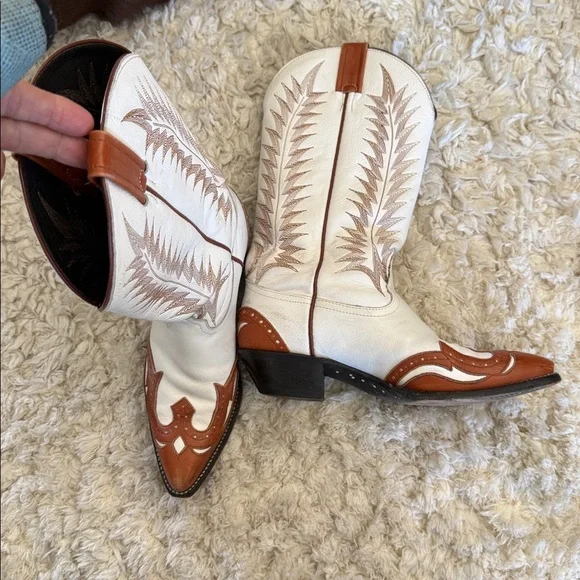 Tony Lama white and brown cowboy boots two toned wing tip vintage collectors 8 - Picture 3 of 12